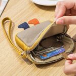 小銭入れ コインケース レザー 合成革 財布 おしゃれ 革小物 小物入れ 小物 11*2*12CM ミニ財布 ミニ チェーン 紛失防止 マルチケース 全6色 SKU:IPC01072025001 - Image 20