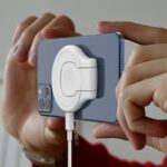 折れ畳み式 2in1ワイヤレス充電器 Apple watch &Air Pods充電可能 ワイヤレス充電 スタンド機能 PD15W 快速充電器 magsafe充電器 全2色 SKU:IPC10132024005 - Image 2