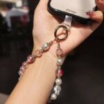 かわいい キラキラ 手首 ハンドストラップ 携帯ストラップ キラキラ キーホルダー スマホストラップ 女子 短い 可愛い スマホ スマホストラップ リストストラップ  SKU: AC04302025126 - Image 4