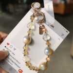 かわいい キラキラ 手首 ハンドストラップ 携帯ストラップ キラキラ キーホルダー スマホストラップ 女子 短い 可愛い スマホ スマホストラップ リストストラップ 全7色  SKU: AC04302025152 - Image 4