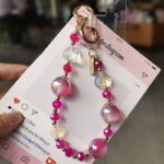 かわいい キラキラ 手首 ハンドストラップ 携帯ストラップ キラキラ キーホルダー スマホストラップ 女子 短い 可愛い スマホ スマホストラップ リストストラップ 全7色  SKU: AC04302025152 - Image 3