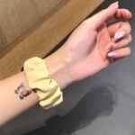 アップルウォッチバンド シュシュ レディース Apple watch バンド ベルト