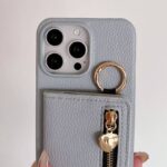 iPhone 17 手帳型ケース ストラップ付属