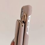iPhone 17 手帳型ケース 腕ストラップ付属 iPhone 16e対応手帳型ケース iPhone16 PUレザー ケース