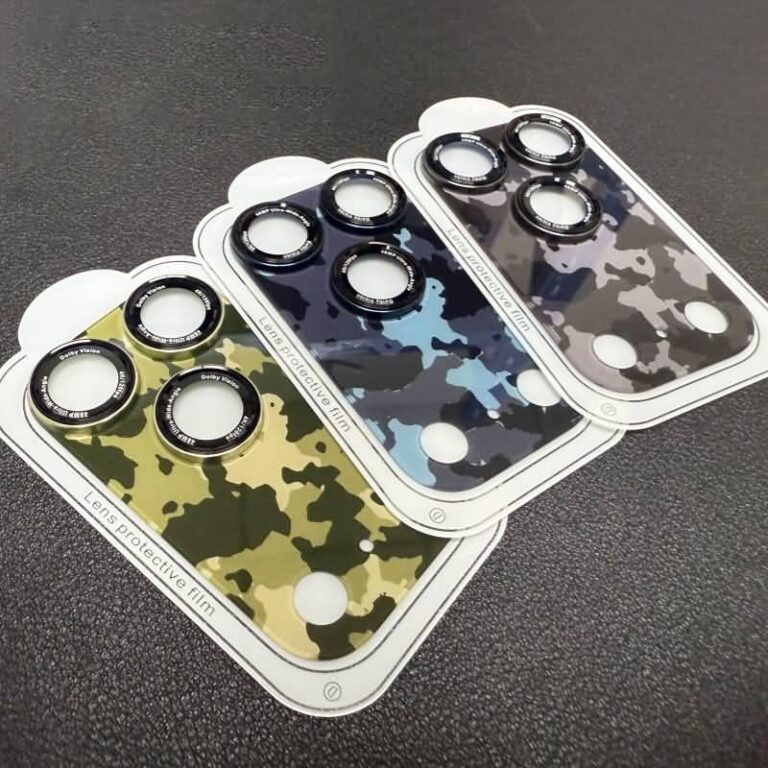 iPhone 17Pro/17ProMax カメラ フィルム 一体型 迷彩柄
