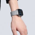 アップルウォッチ42/44/45/49mm 高級 チタン合金 交換用バンド マグネット アップルウォッチ バンド