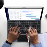 iPad11 2025 用ワイヤレス bluetooth キーボード アルミ合金バックライト搭載 タッチパッド DUX DUCIS マジックキーボード