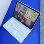 iPad Air7(M3) 13inch 2025 用ワイヤレス bluetooth キーボード タッチパッド マジックキーボード 磁力吸着 カバー 磁気吸着 タッチパネル搭載 マルチタッチ iPad Air7(M3) 11寸 2025 Bluetoothキーボード