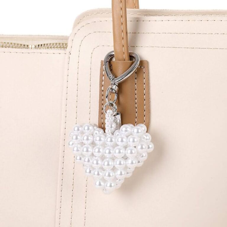 チャーム ストラップ キーホルダー バッグチャーム かわいい 小物 ギフト 可愛い バッグチャーム バッグアクセサリー