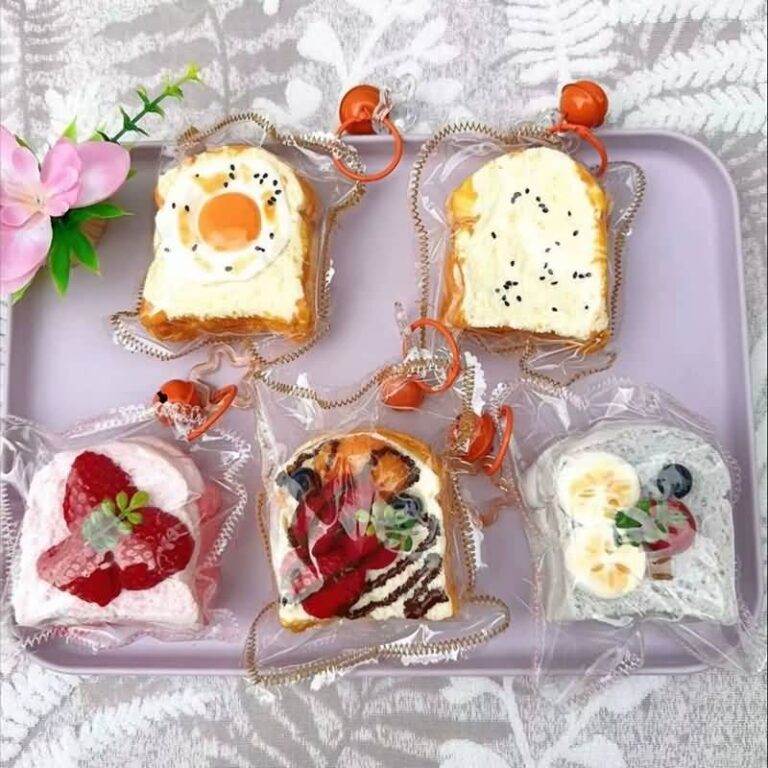 握るだけでストレス解消 ぷにぷに ふわふわおもちゃ スクイーズ おもちゃ ストレス解消 柔らかい 握り心地 発散 グッズ