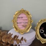 アクセサリー ディスプレイ スタンド ジュエリー ネックレス ピアス イヤリング  アクセサリースタンド  フォトフレーム型  ブレスレット ピアス 什器 展示台 写真撮影 小道具 全5色 SKU:PC07162026038 - 画像 (3)