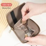 RFIDブロック小銭入れ コインケース  鍵 ミニ チェーン レザー 本革 財布   革小物 小物入れ 小物 ミニ財布  紛失防止 マルチケース  全4色 SKU:PC08052026054 - 画像 (3)